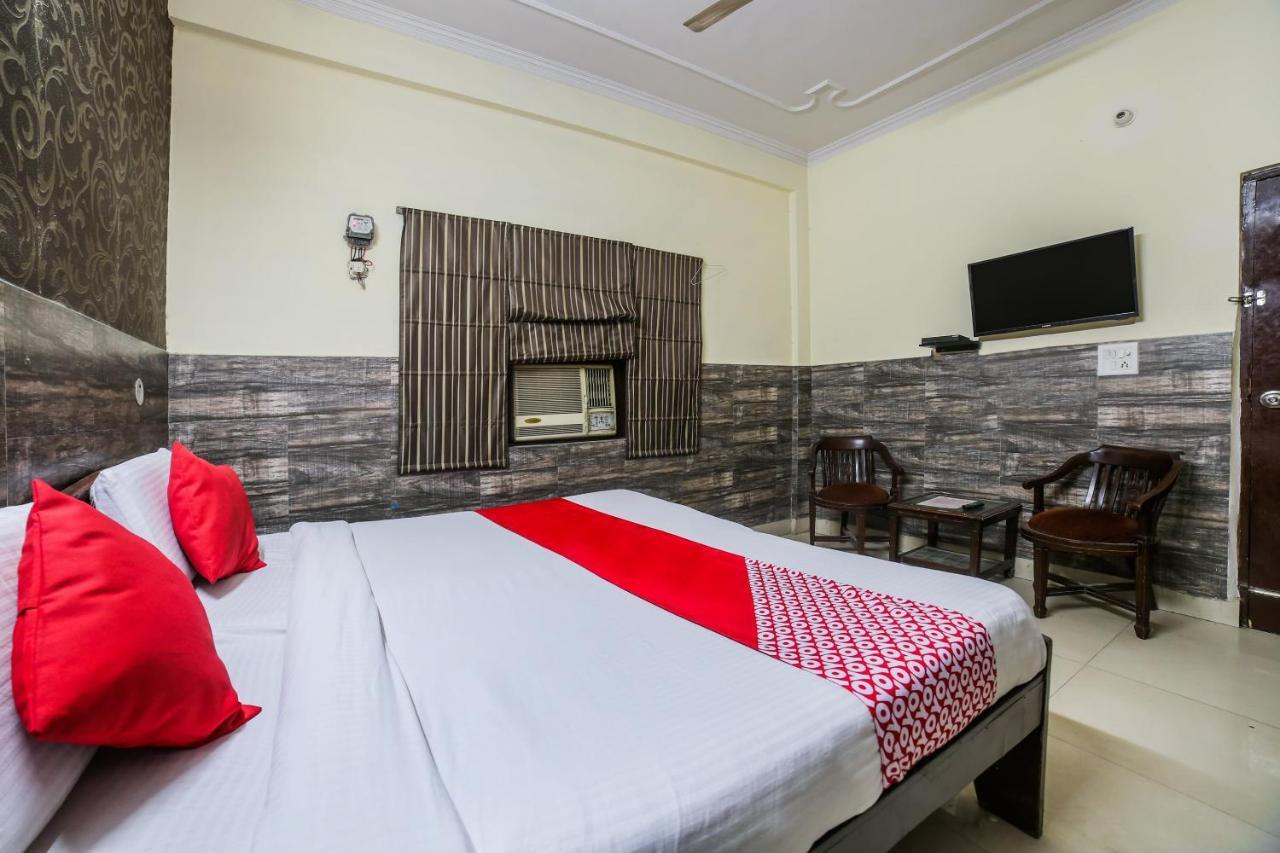 Oyo Downtown Inn Near Leisure Valley Park คูร์เคาน์ ภายนอก รูปภาพ